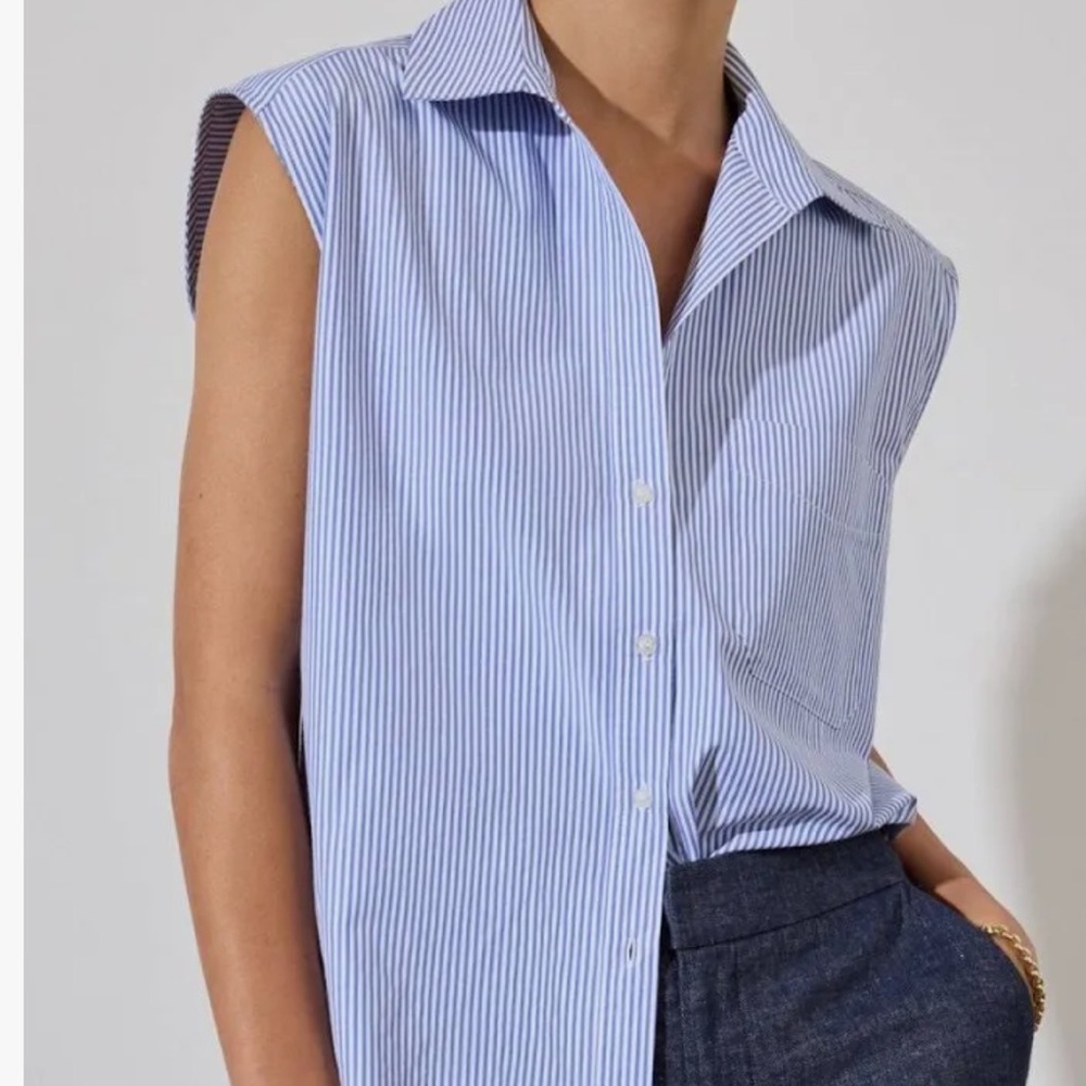 Chloé Blue & White Striped Sleeveless Cotton Blouse